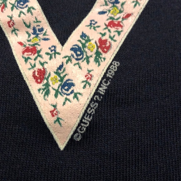 Vintage 80’s 90’s Guess Crewneck Size M - Picture 4 of 5